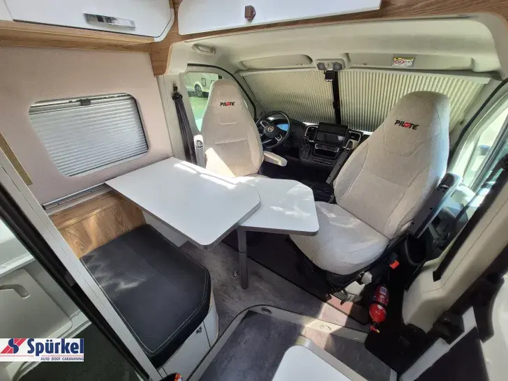 Fahrzeugbild Pilote Van 600 EB *2022*Automatik*AHK*Solar*RFK* #7