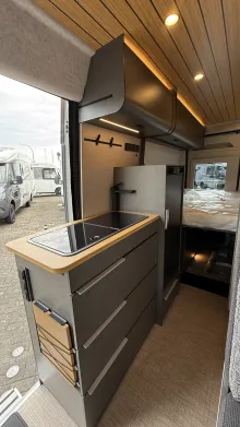 Fahrzeugbild Hymer Camper Van Redwood 601 Trail Markteinführung #15