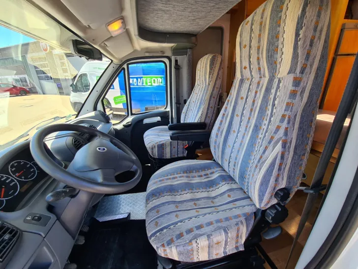 Fahrzeugbild LMC Liberty 640 G *Fußboden-Heiz.*Luftfahrw.*Solar* #10