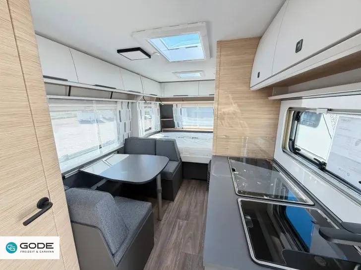 Fahrzeugbild Fendt Apero 495 SKM/2.000 kg/Fliegentür #17