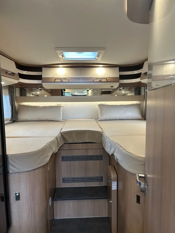 Fahrzeugbild Malibu I 430 LE #17