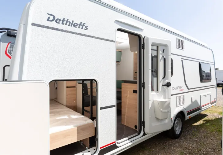 Fahrzeugbild Dethleffs Camper 550 ESK *Bettumbau Einzel - Doppelbett* #5