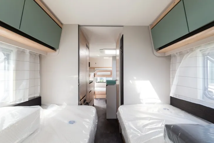 Fahrzeugbild Dethleffs Camper 550 ESK *Bettumbau Einzel - Doppelbett* #12