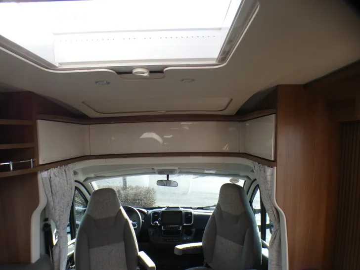 Fahrzeugbild Carthago C1-tourer T 143 KB-LE comfort 4.2t Sat,TV , #11