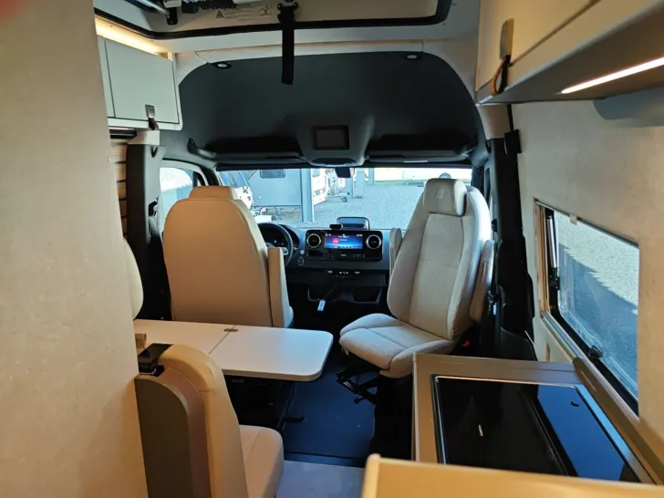 Fahrzeugbild Hymer Grand Canyon S 600 4x4 #20