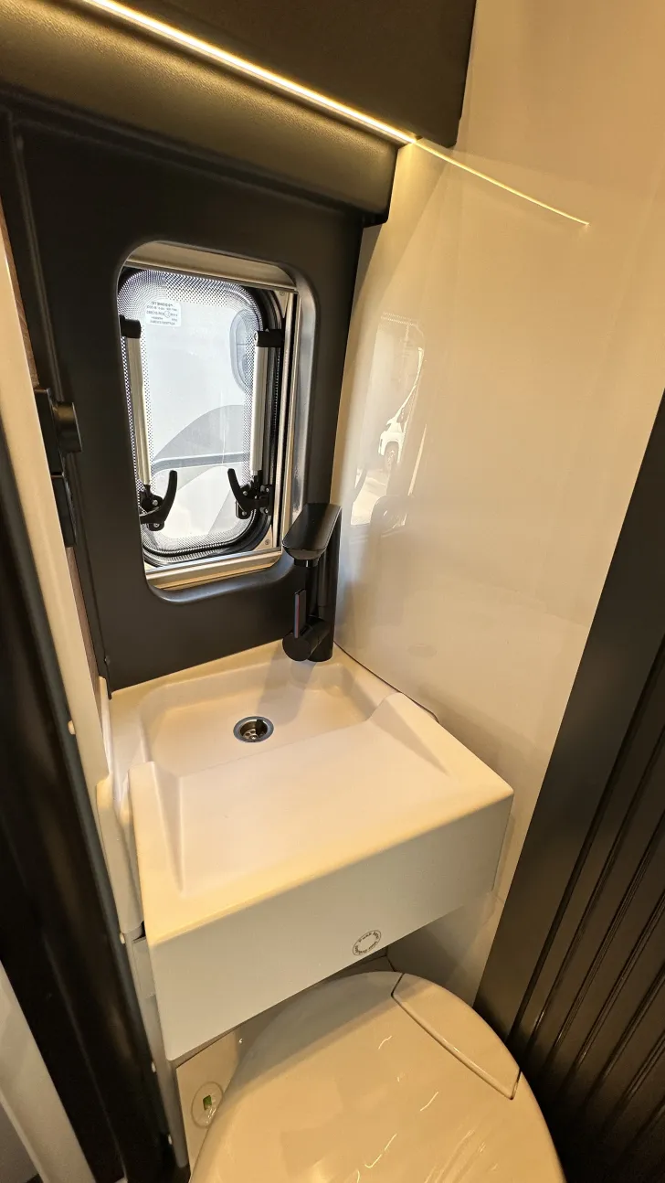 Fahrzeugbild Knaus BoxLife 600 ME Platinum Selection Mietfahrzeug Verfügbar 11.2026 #25
