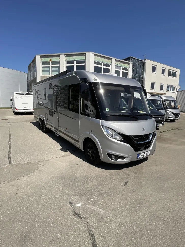 Fahrzeugbild Hymer B-Klasse ML I BlackLine 880 Hydraulische Stützen #4