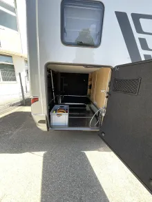 Fahrzeugbild Hymer B-Klasse ML I BlackLine 880 Hydraulische Stützen #6