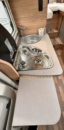 Fahrzeugbild Weinsberg CaraCompact 640 MEG EDITION [PEPPER] Licht & Sicht-Paket ,Automatik #12