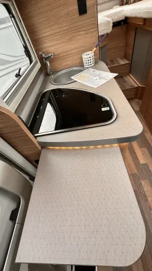 Fahrzeugbild Weinsberg CaraCompact 640 MEG EDITION [PEPPER] Licht & Sicht-Paket ,Automatik #10