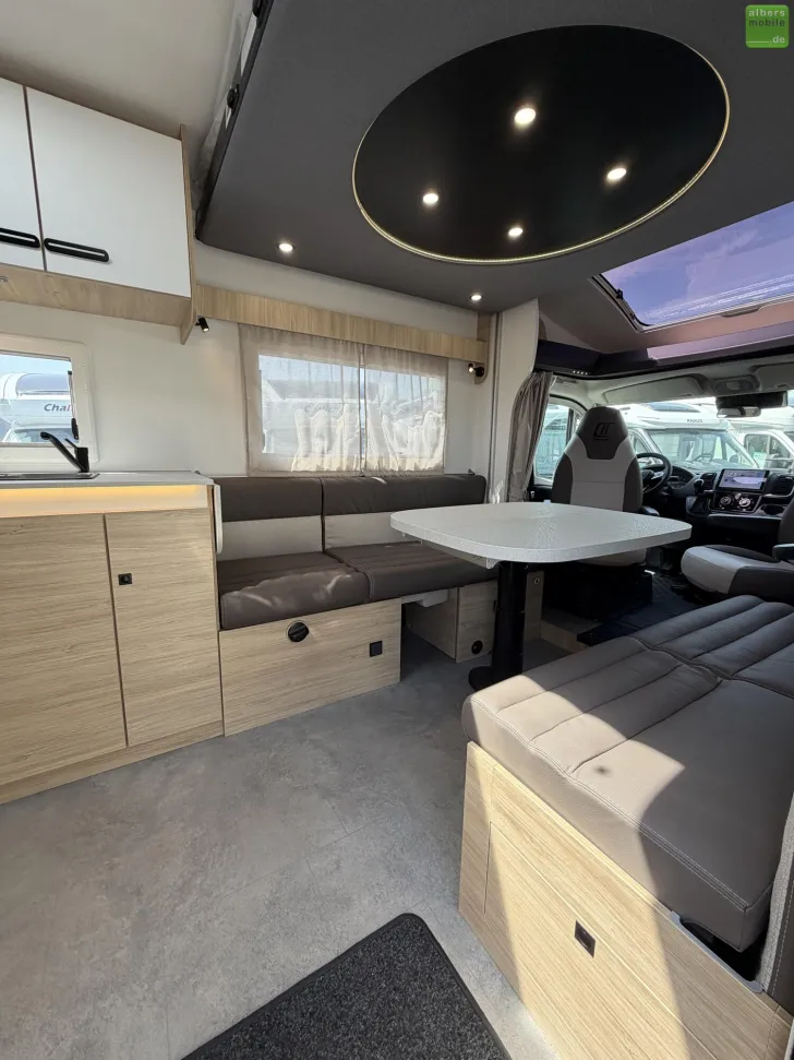 Fahrzeugbild Challenger Teilintegriert Ultimate Edition 260 ACC Drive #8
