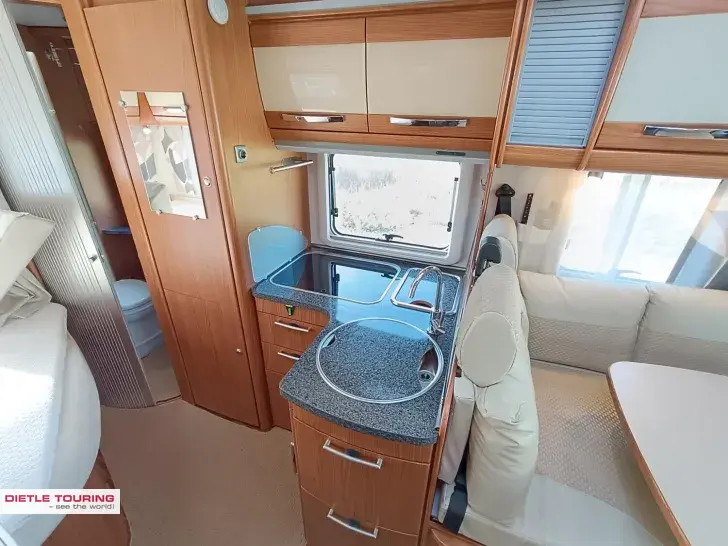 Fahrzeugbild Hymer Tramp 654 SL Gold AHK, RFK, Backofen #9
