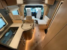Fahrzeugbild Hymer 550 BMC White Line/Festbett/Hubbett/Garage #9