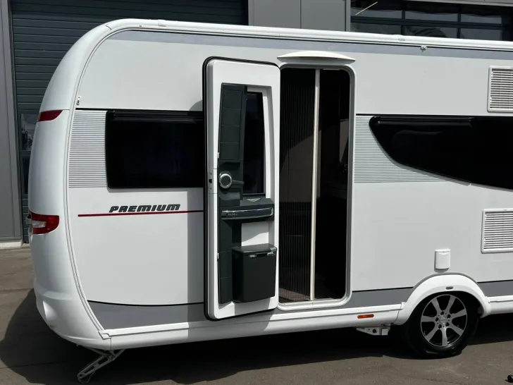Fahrzeugbild Hobby Premium 495 UL+Mover+Fahrradträger+TV+100KM/H #7