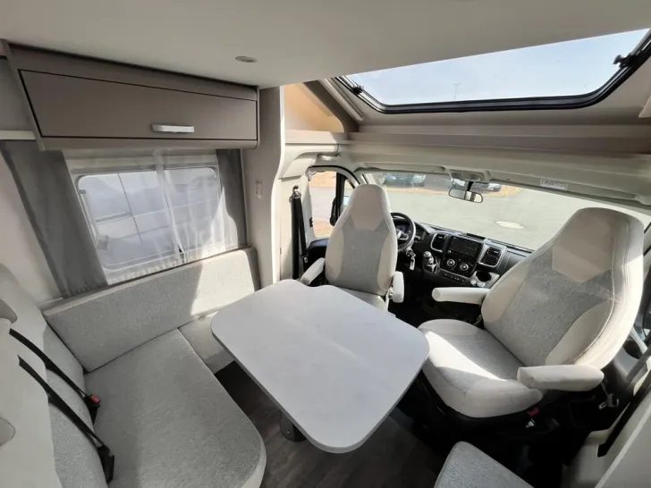 Fahrzeugbild Carado T 447 #3