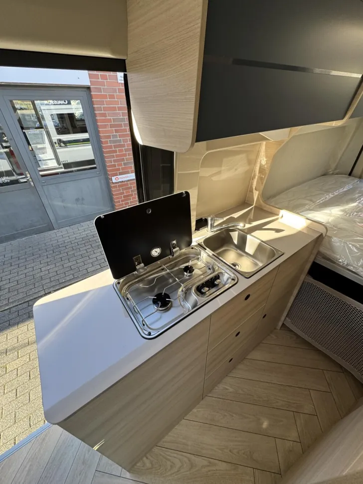 Fahrzeugbild Chausson Van First Line V594 #8