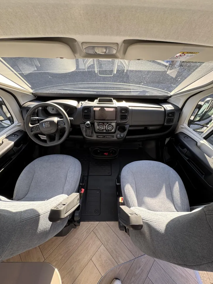 Fahrzeugbild Chausson Van First Line V594 #11