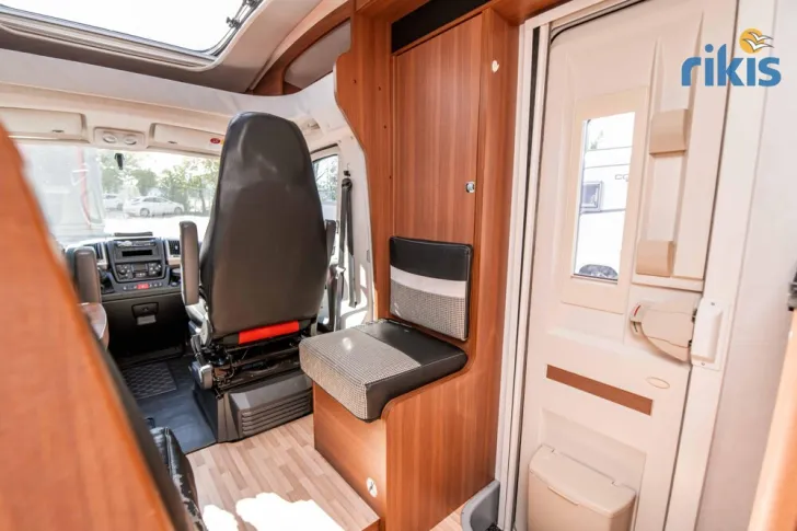 Fahrzeugbild LMC Cruiser Sportline T 672 G #11