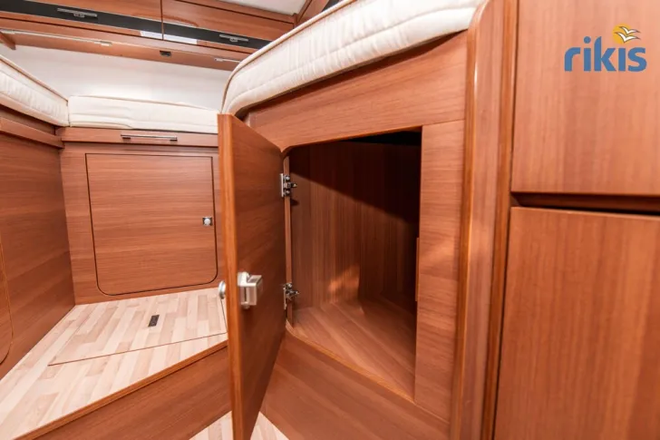 Fahrzeugbild LMC Cruiser Sportline T 672 G #20