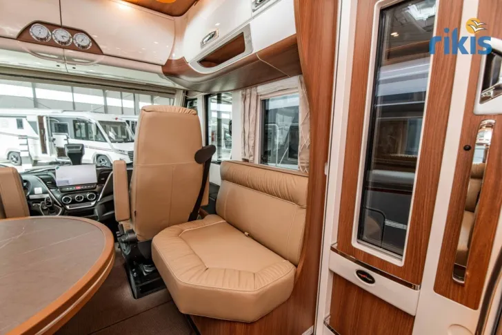 Fahrzeugbild Carthago chic s-plus I 50 LE #15