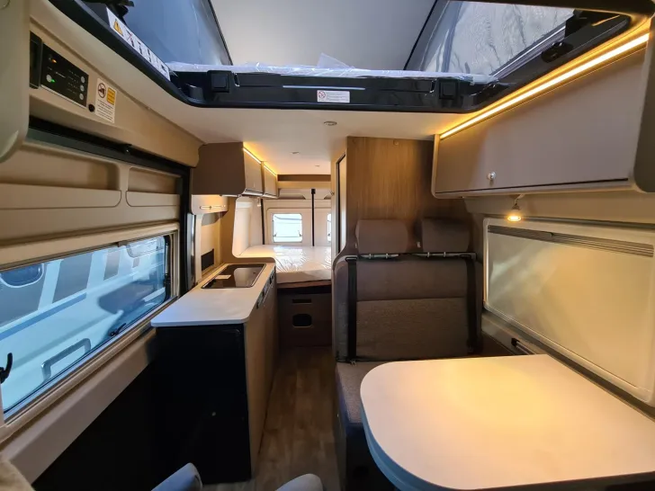 Fahrzeugbild Carado pro+ CV 600 *Pakete: Co-Driver+Chassis+Digital* #19