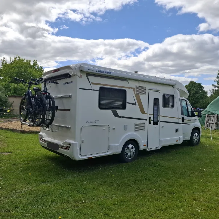Fahrzeugbild Eura Mobil Profila T 675 SB High-End Autarkie #1