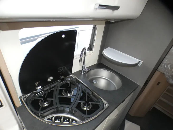 Fahrzeugbild Carthago C2-tourer I 141 KB-LE comfort 4.2t Mercedes #24