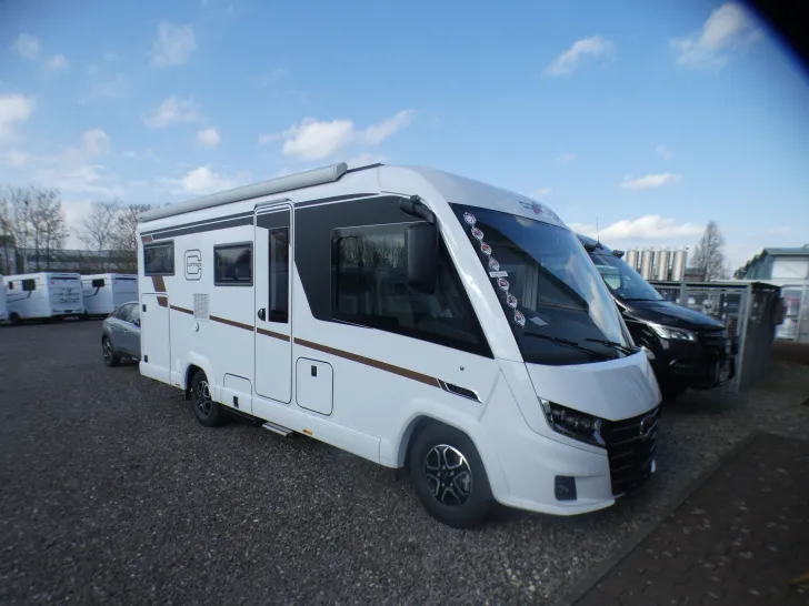 Fahrzeugbild Carthago C2-tourer I 143 KB-LE comfort 4.2t #2