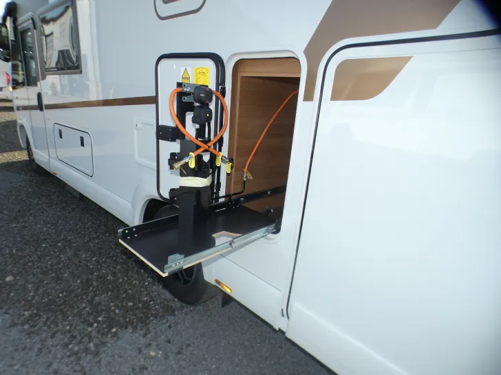 Fahrzeugbild Carthago C2-tourer I 143 KB-LE comfort 4.2t #14