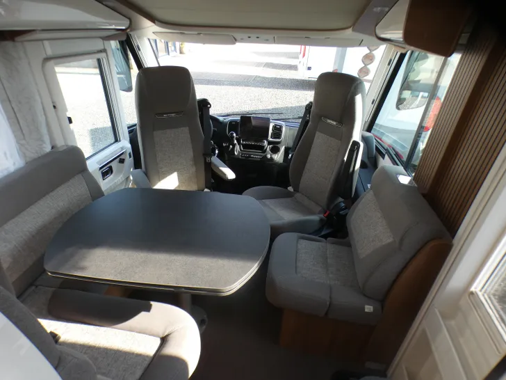 Fahrzeugbild Carthago C2-tourer I 143 KB-LE comfort 4.2t #17