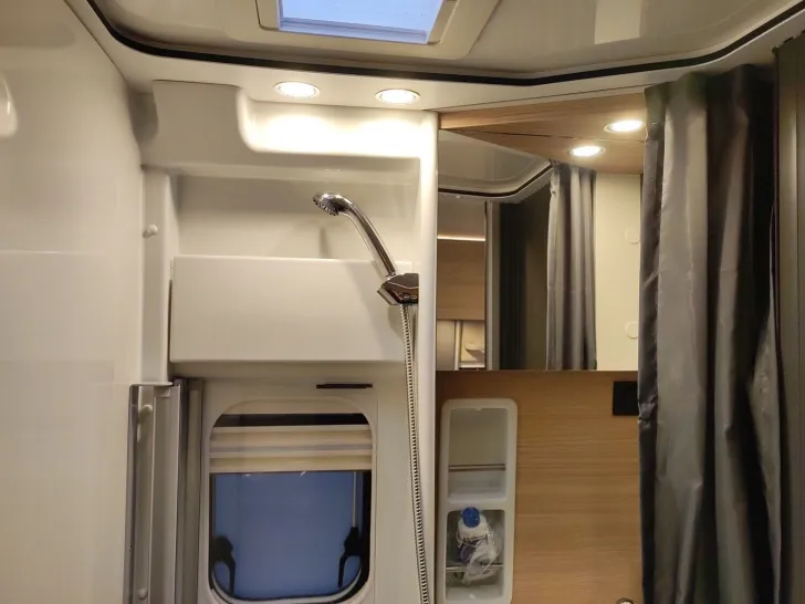 Fahrzeugbild Malibu Relax 640 LE R ambition Van First Class two Room #16