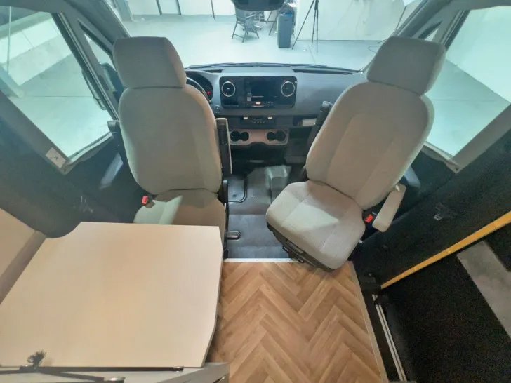 Fahrzeugbild Yucon Microline - MERCEDES-AUTOMATIK-EINZELBETTEN #9