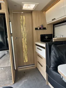 Fahrzeugbild Niesmann + Bischoff Arto 88 LF Hubstützen, Garantie #11