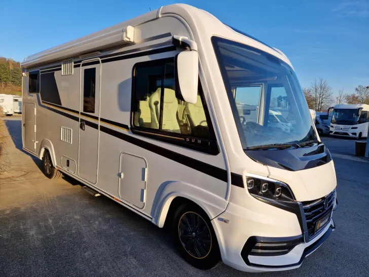 Fahrzeugbild Knaus Sun i 700 LEG #3