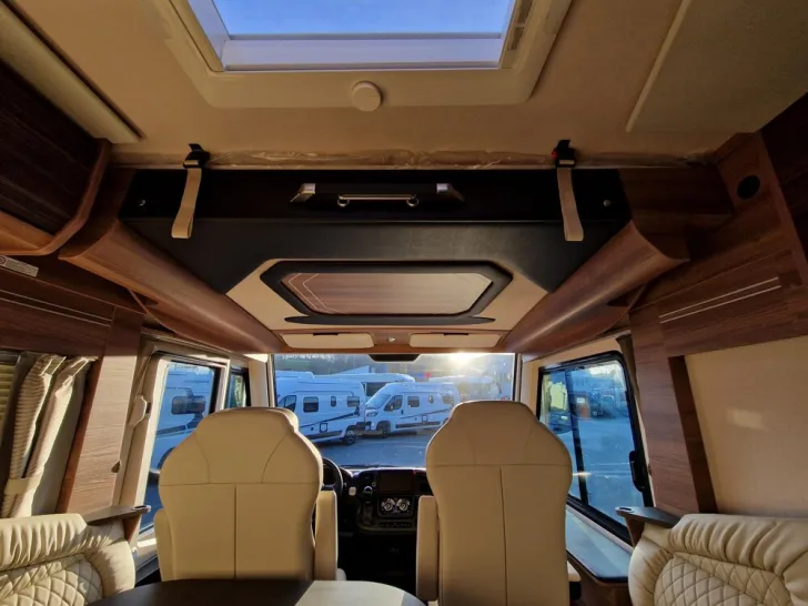 Fahrzeugbild Knaus Sun i 700 LEG #19