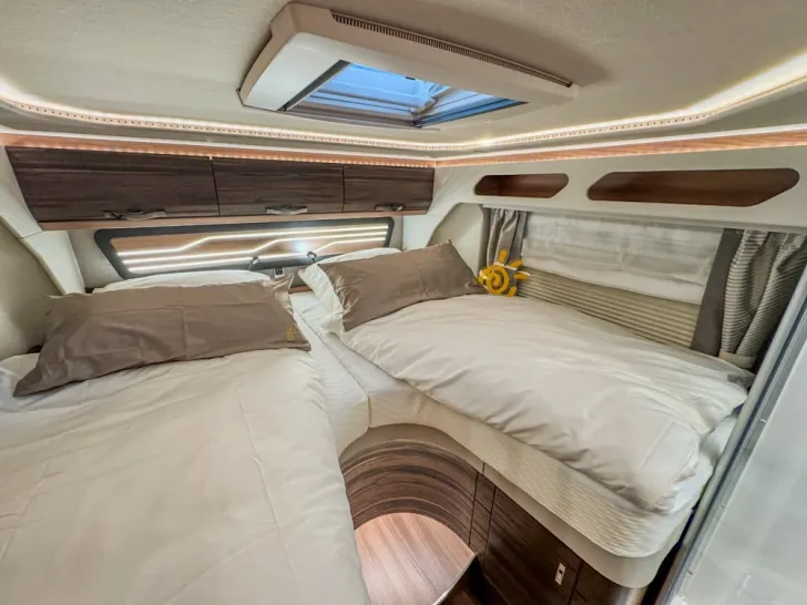 Fahrzeugbild Knaus Sun i 700 LEG #28