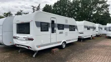 Schräg Hinten Hobby De Luxe 495 UL IC-Line *2026*Autark*ETS*Fahrradtr.*