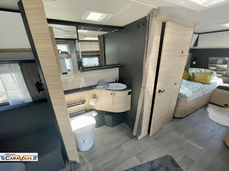 Fahrzeugbild Hobby Maxia 585 UL barriefreie Türe+Umbau #4