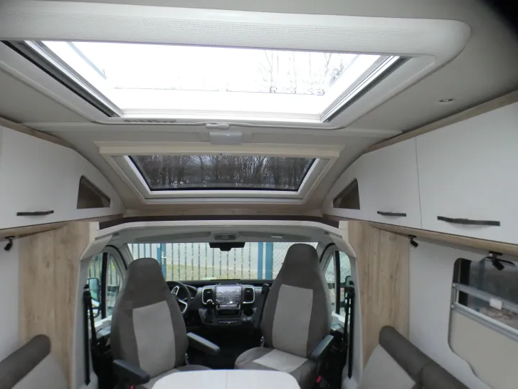 Fahrzeugbild Eura Mobil Profila T 720 EF #8
