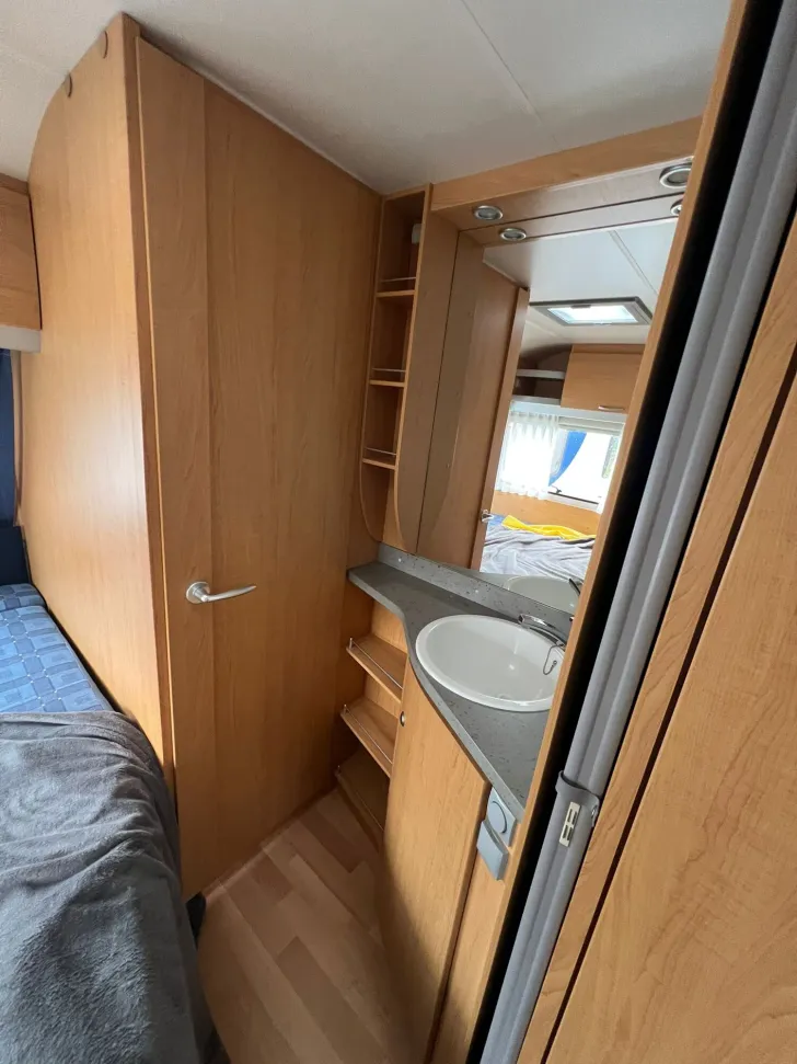 Fahrzeugbild Knaus Südwind FSK 550 #6