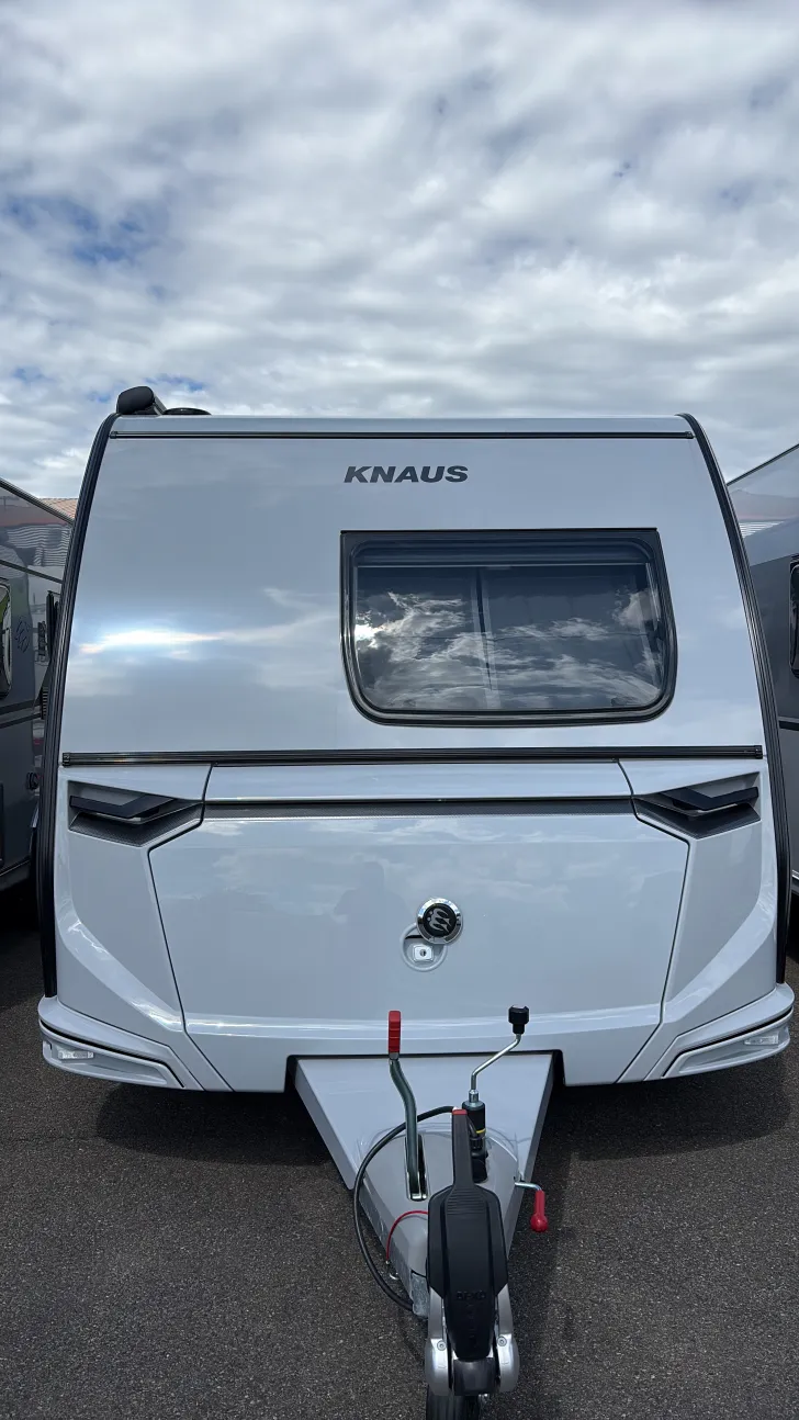 Frontal Vorne Knaus Südwind 500 FU Black Selection Sofort verfügbar