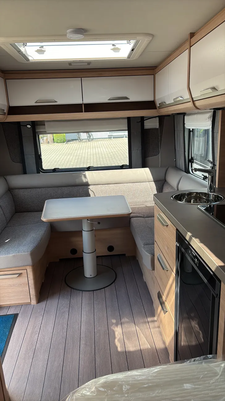 Fahrzeugbild Knaus Südwind 450 FU Black Selection #7