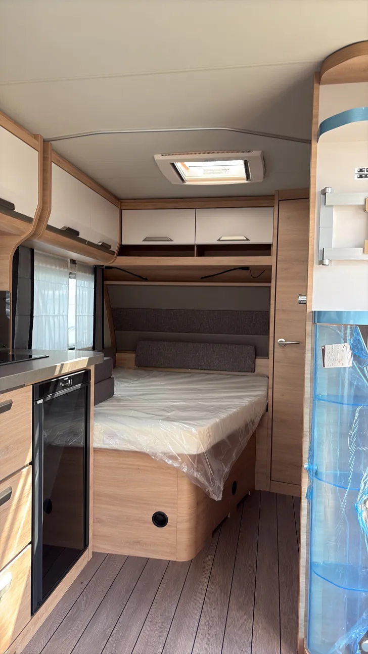 Fahrzeugbild Knaus Südwind 450 FU Black Selection #8