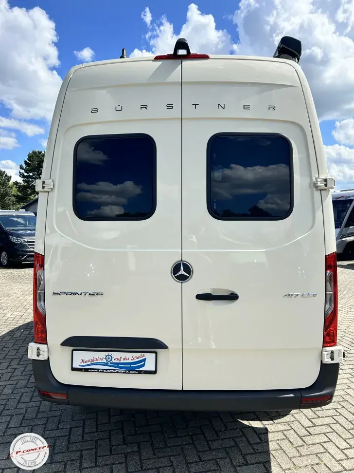 Fahrzeugbild Bürstner Habiton HM 6.0 auf dem Hof #4