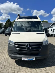 Fahrzeugbild Bürstner Habiton HM 6.0 auf dem Hof #7