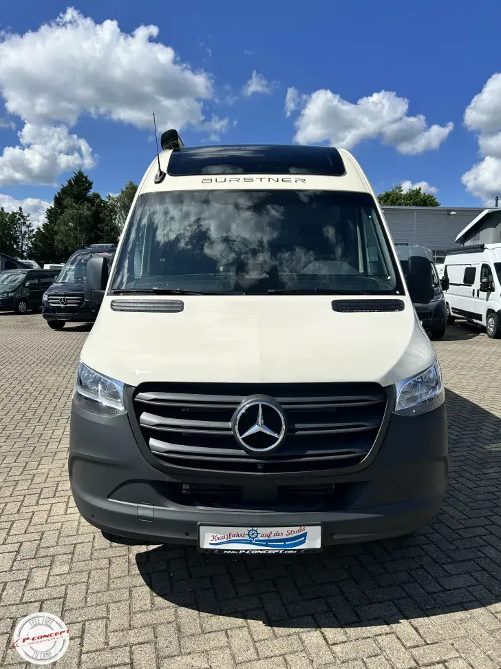 Fahrzeugbild Bürstner Habiton HM 6.0 auf dem Hof #7