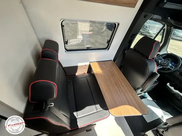 Fahrzeugbild Bürstner Habiton HM 6.0 auf dem Hof #13