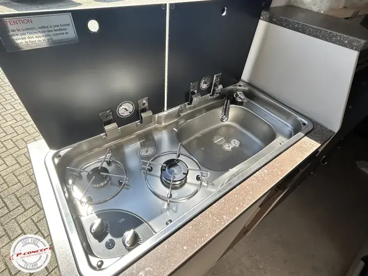 Fahrzeugbild Bürstner Habiton HM 6.0 auf dem Hof #16