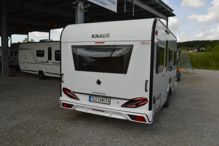 Fahrzeugbild Knaus Südwind 460 EU 60 YEARS #4