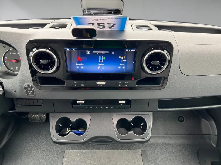 Fahrzeugbild Carthago chic c-line T 4.9 LE Mercedes (357) #11
